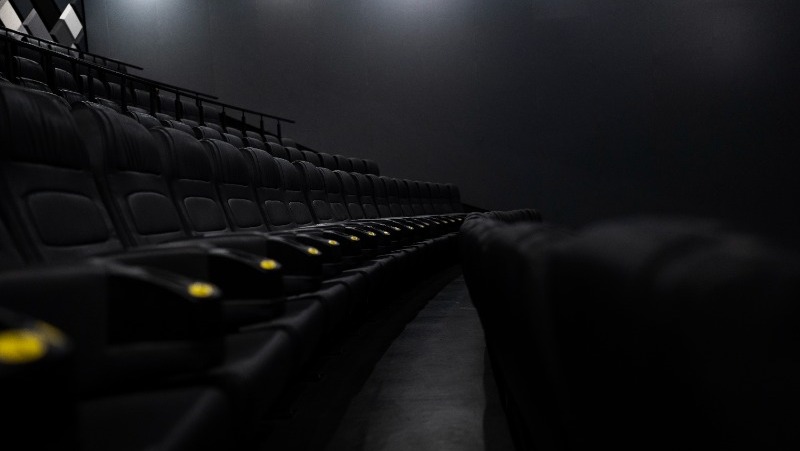 Два старейших кинотеатра «Радуга» и «Победа» закроются в областном центре 