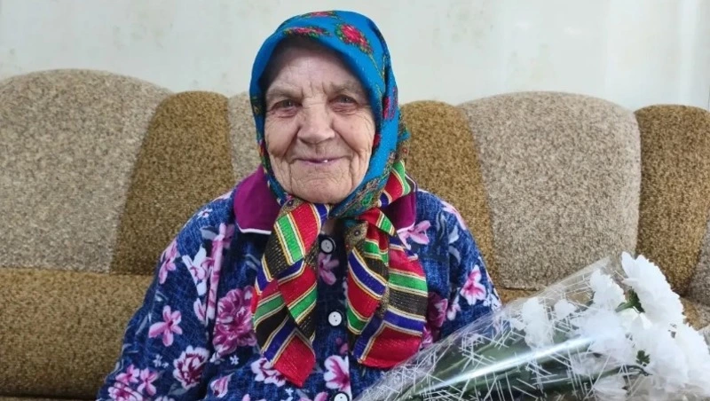 Мария Ивановна Олейникова отметила свой 98-й день рождения