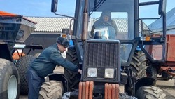 Сельскохозяйственная техника Ровеньского района проходит технический осмотр