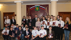 27 юных граждан Ровеньского района получили главный документ страны