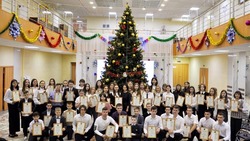 Более 100 молодых дарований получили благодарности главы администрации Ровеньского района