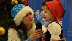 Новогодний утренник «Зимнее волшебство: сказка возле новогодней ёлки» прошёл ярко и весело