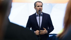 Вячеслав Гладков сообщил о вручении 130 почётных знаков белгородцам 