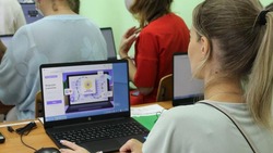 Вячеслав Гладков: разработаем чат-бот для оказания психологической помощи несовершеннолетним