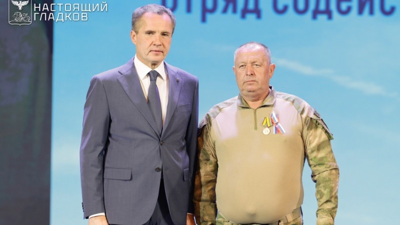 Сергей Николаевич Беликов работает водителем в Ровеньском доме социального обслуживания