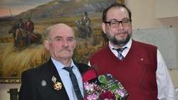 Ровеньский скульптор Николай Шептухин получил «Почётный знак имени С.Т. Морозова» 