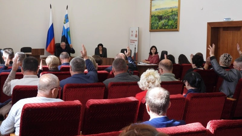 Владимир Некрасов возглавил совет депутатов Ровеньского муниципального округа