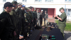 Ровеньские школьники приняли участие в военных сборах