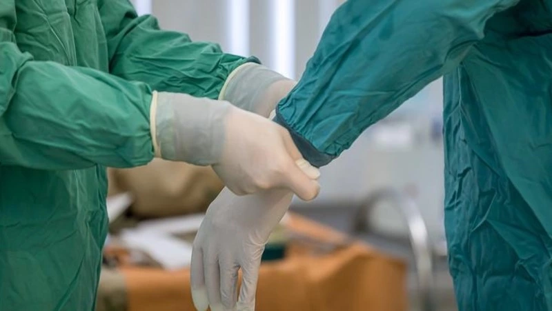 Вячеслав Гладков сообщил о проведении 3240 операций по эндопротезированию суставов