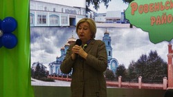 Надежда Рожкова приехала с рабочим визитом в Ровеньский район 
