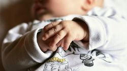 Ровеньский ЗАГС зарегистрировал рождение 16 малышей в июле