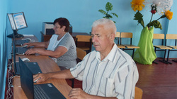 Ровеньские пенсионеры выполнили задания областного чемпионата по компьютерному многоборью