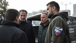 Глава региона Вячеслав Гладков посетил логистический центр партии
