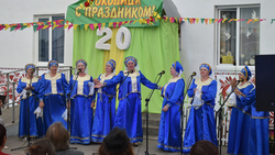 Ровеньский вокальный коллектив «Околица» отметил 20-летие