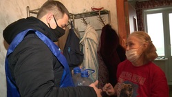 Волонтёры центра «Мы вместе» помогут белгородским пенсионерам и ветеранам