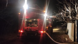 Сотрудники МЧС ликвидировали пожар в жилом доме села Лозовое Ровеньского района