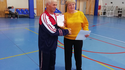 Команда ровеньских ветеранов заняла третье место в зональных соревнованиях по волейболу