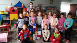 Воспитанники Ровеньского детского сада №3 приняли участие в квесте «Семейный книжный шкаф»