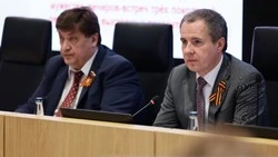 Вячеслав Гладков объявил о старте месячника добровольного служения региону
