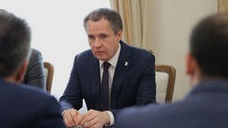 Вячеслав Гладков встретился с делегацией из Узбекистана 