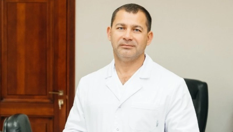 Главврач Белгородской областной клинической больницы Роман Проценко подписал контракт с Минобороны 