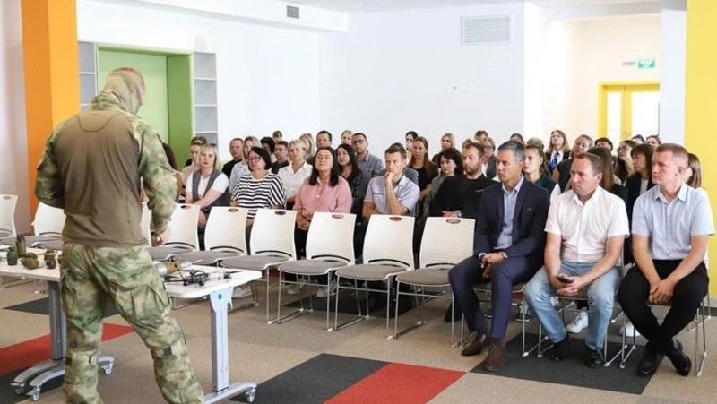 Вячеслав Гладков рассказал о проведении антитеррористических учений в образовательных учреждениях 