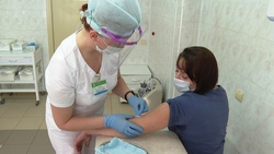734 жителя Белгородской области прошли вакцинацию от COVID-19