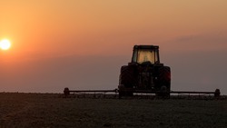 Российские власти разрешат фермерам возводить дома на сельхозугодиях