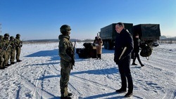 Вячеслав Гладков поздравил с 23 февраля военнослужащих ПВО 
