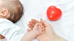 Специалисты ровеньского ЗАГСа зарегистрировали девять новорождённых в октябре